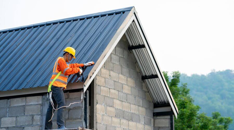 Professional metal roof installation in Oktaha, OK